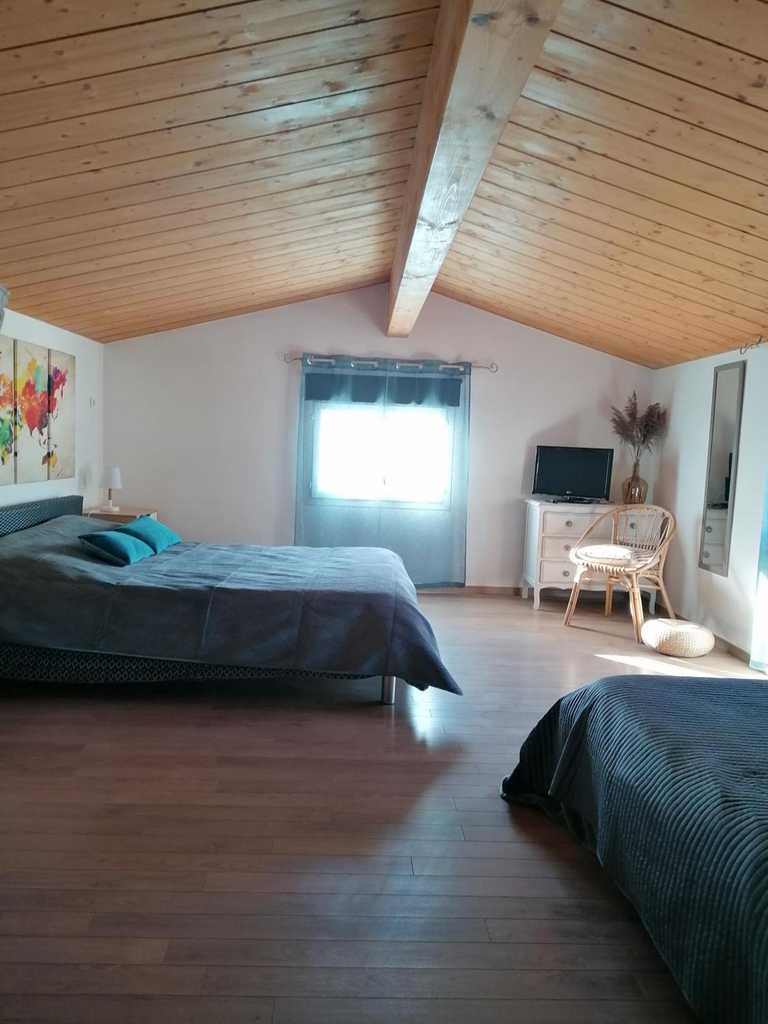 Saillans  Chambre Familiale "Le Pecher" الغرفة الصورة